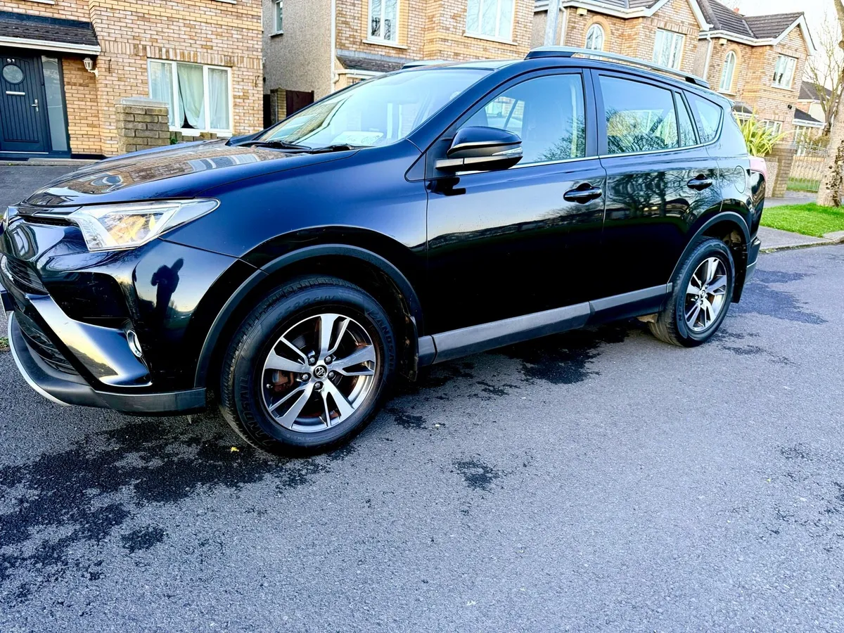 2016 Toyota RAV4 2.0D-4D Luna - Image 4