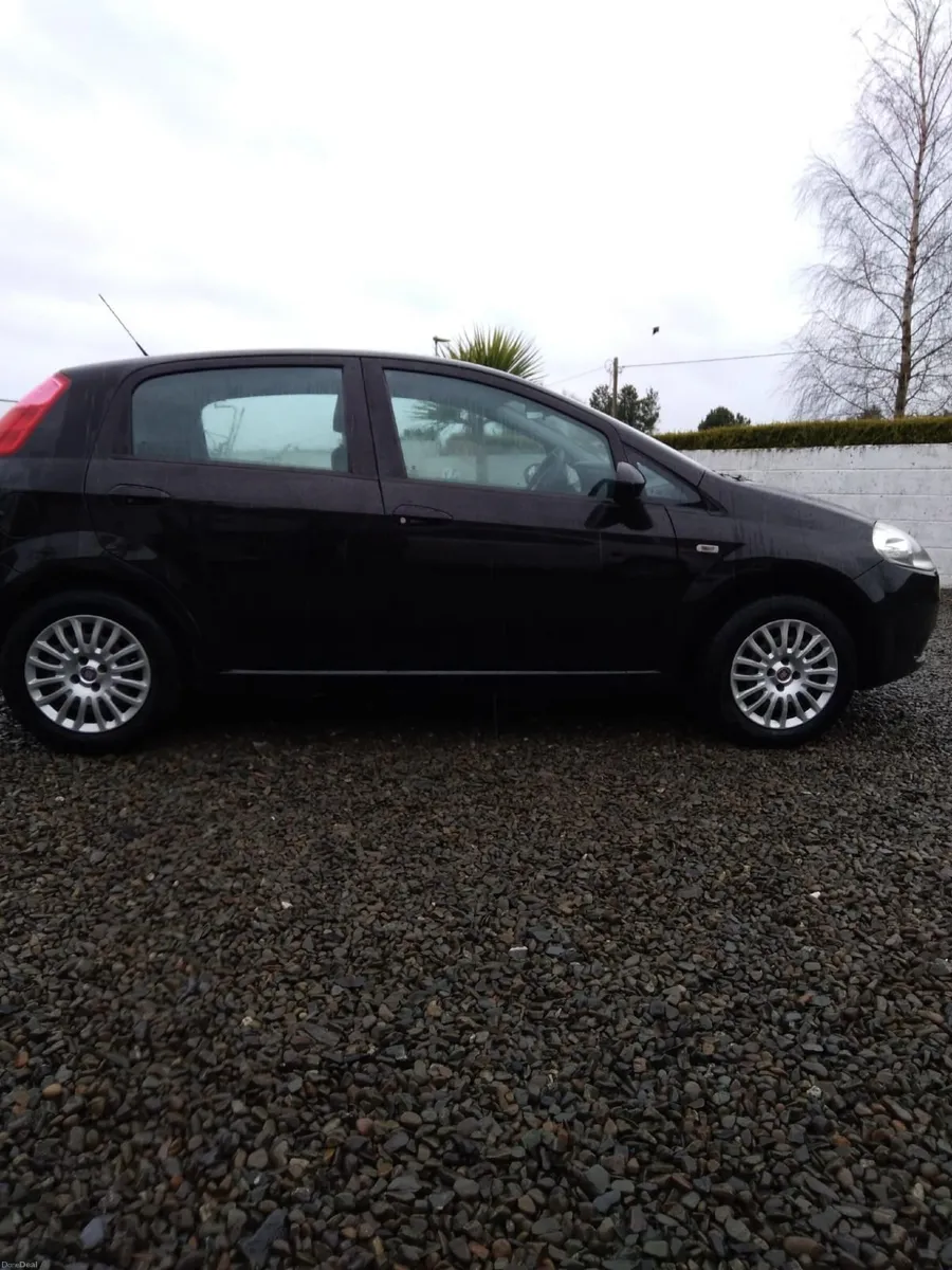 12 Fiat Punto 1.2 NCT'D 3-27 - Image 3