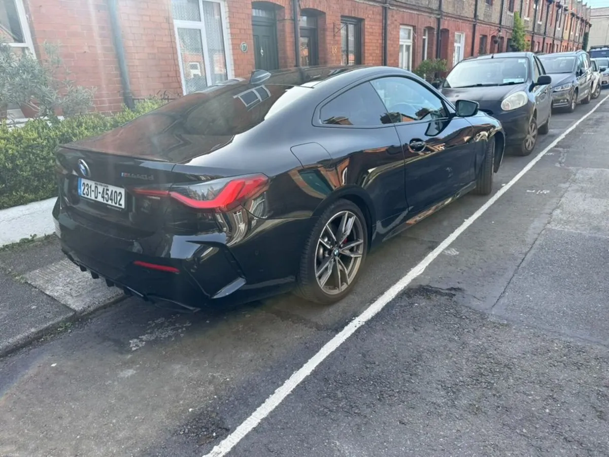 BMW 4-Series 2023 - Image 4