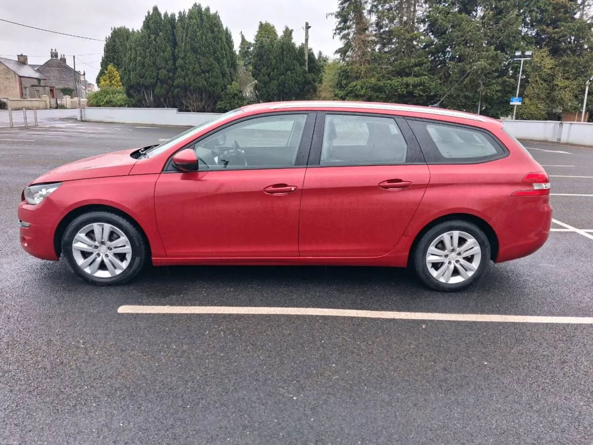 Peugeot 308 Diesel. 2015 - Image 1