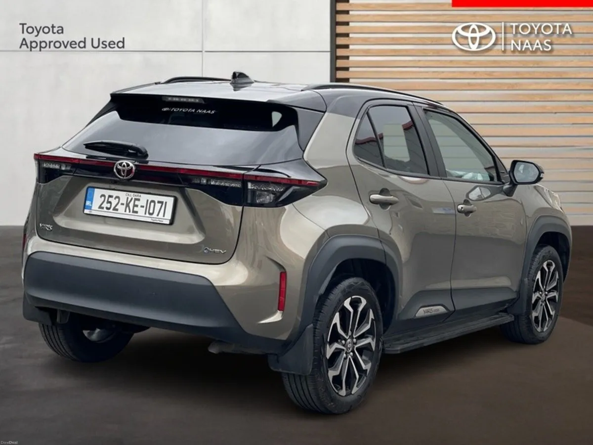 Toyota Yaris Cross *EX DEMO* YARIS CROSS LUNA SPOR - Image 2