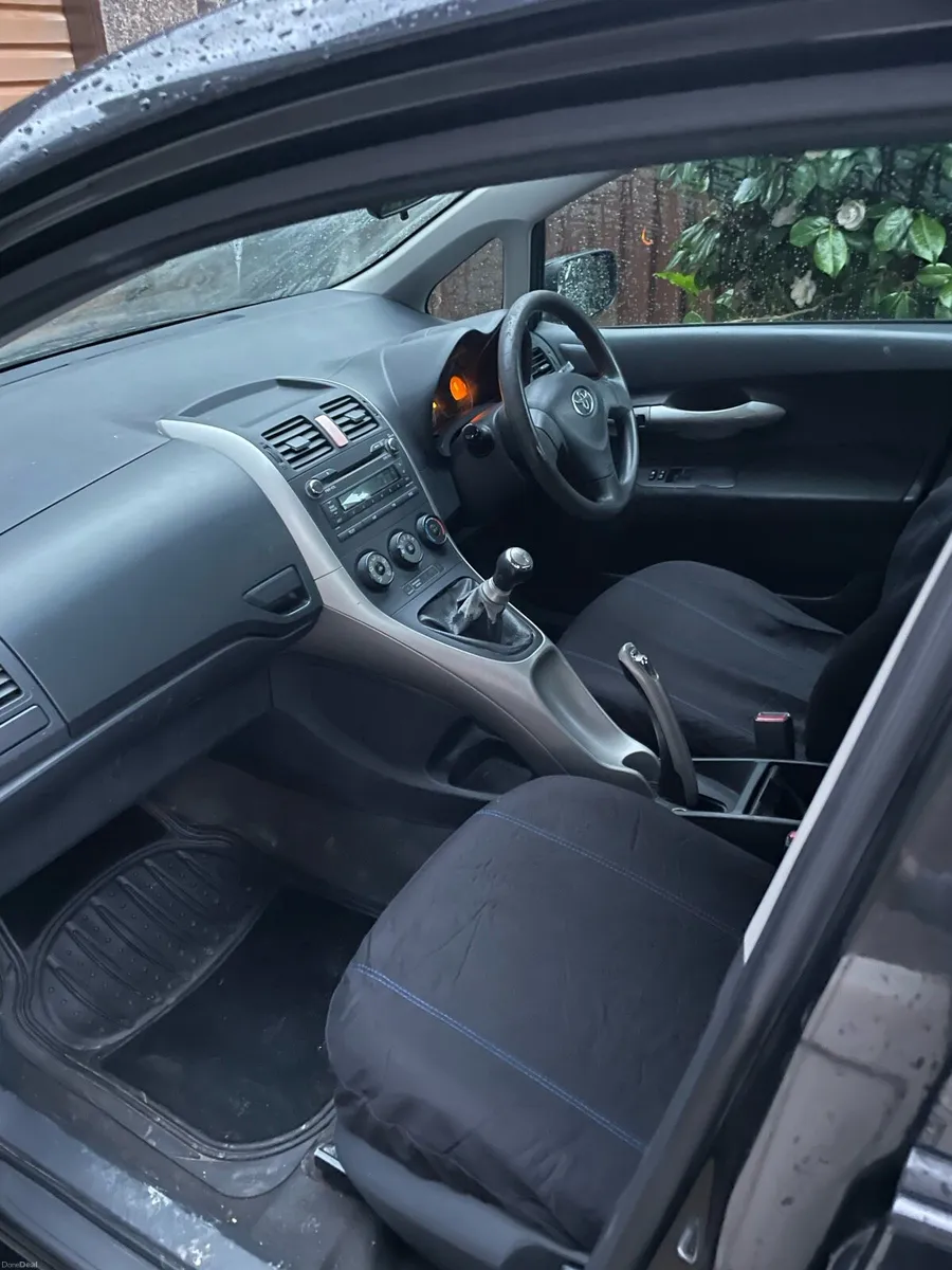 Toyota Auris - Image 4