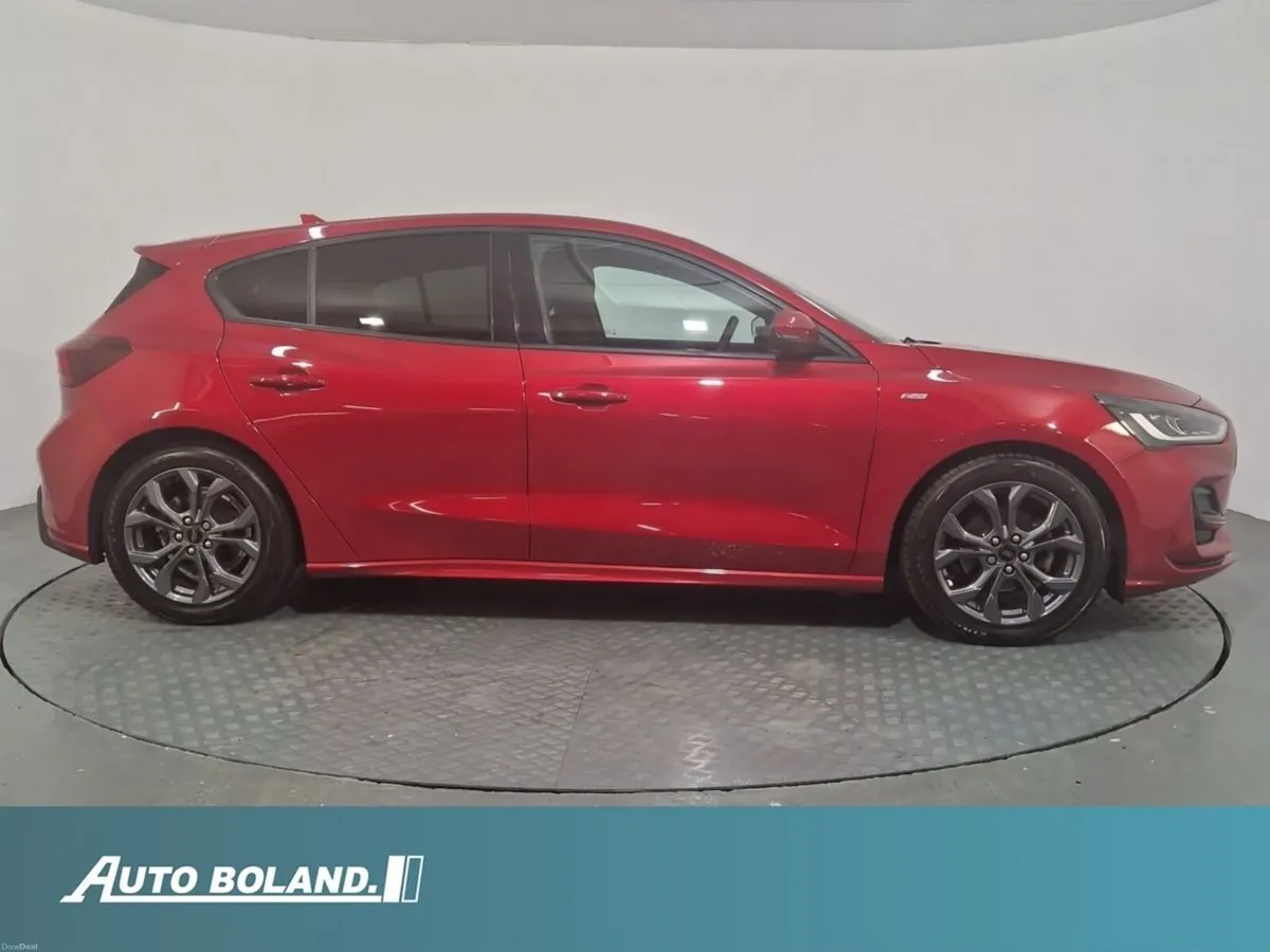 Ford Focus 1.0 St- Line 125PS - Image 3