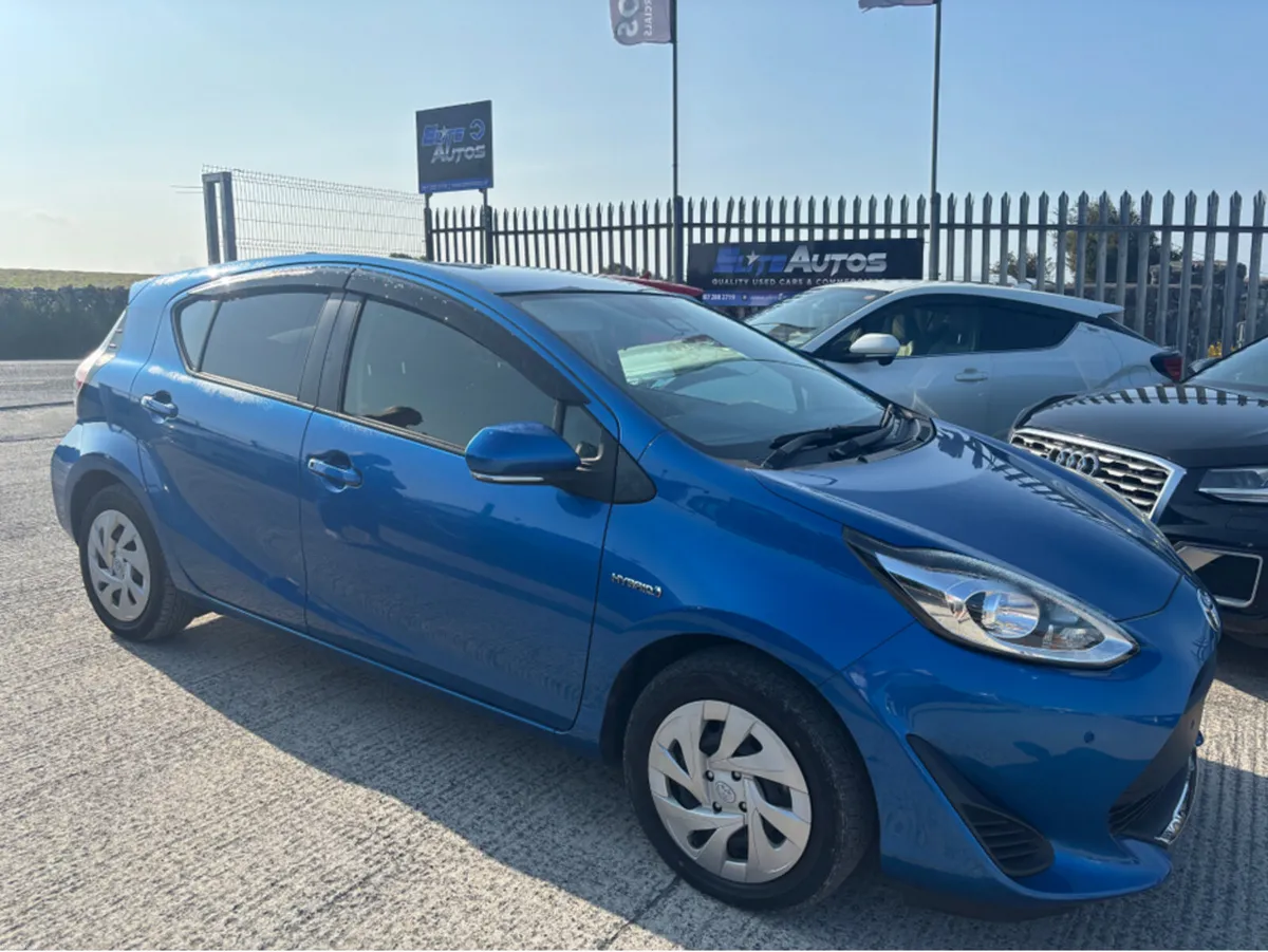 Toyota Aqua self charging hybrid - Image 1