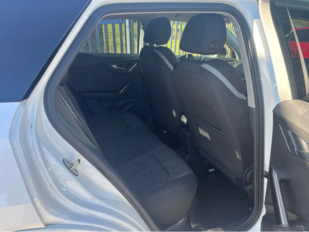 Audi Q2 1.0 - Image 4