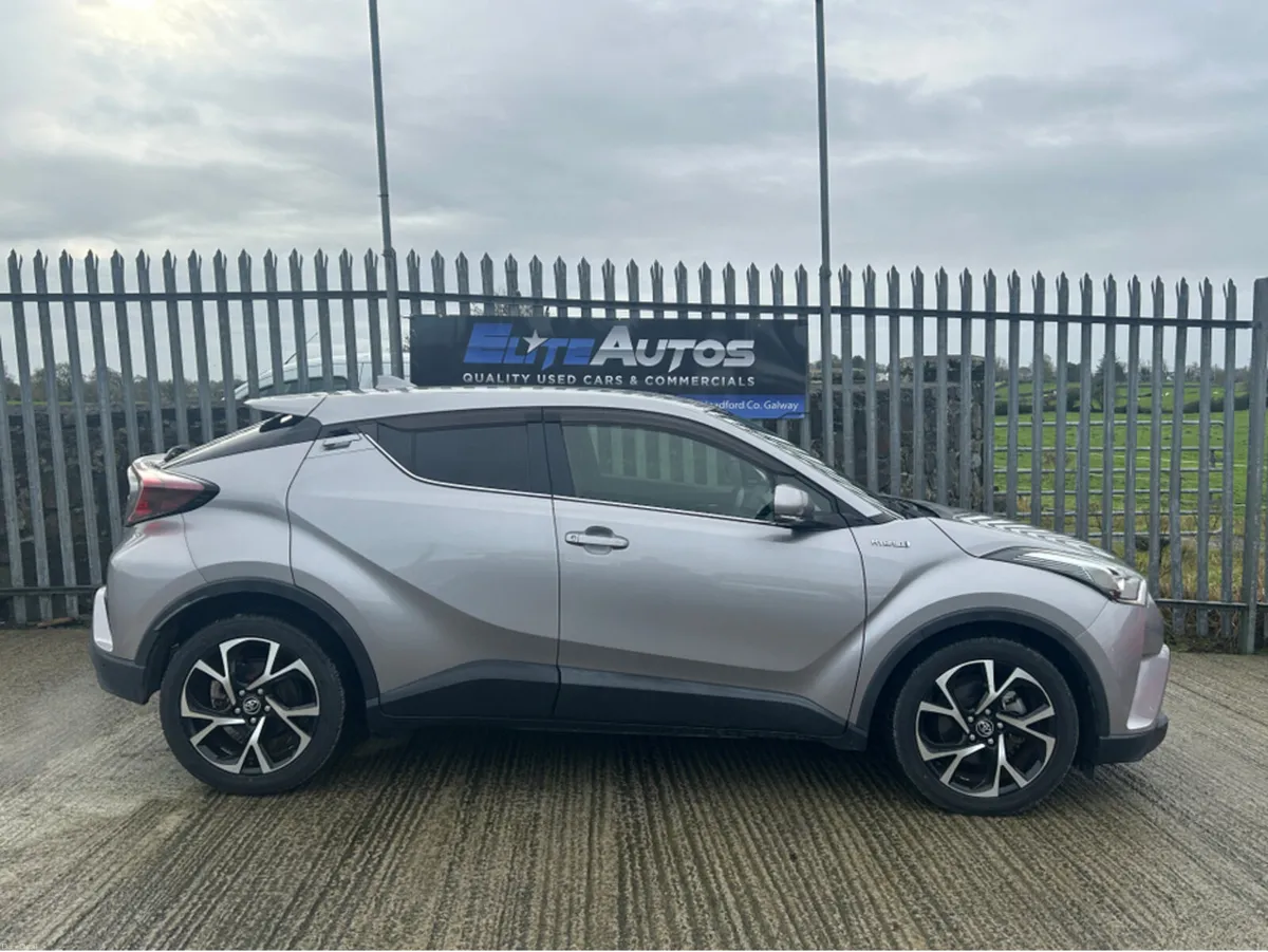 Toyota C-HR Self Charging Hybrid - Image 3