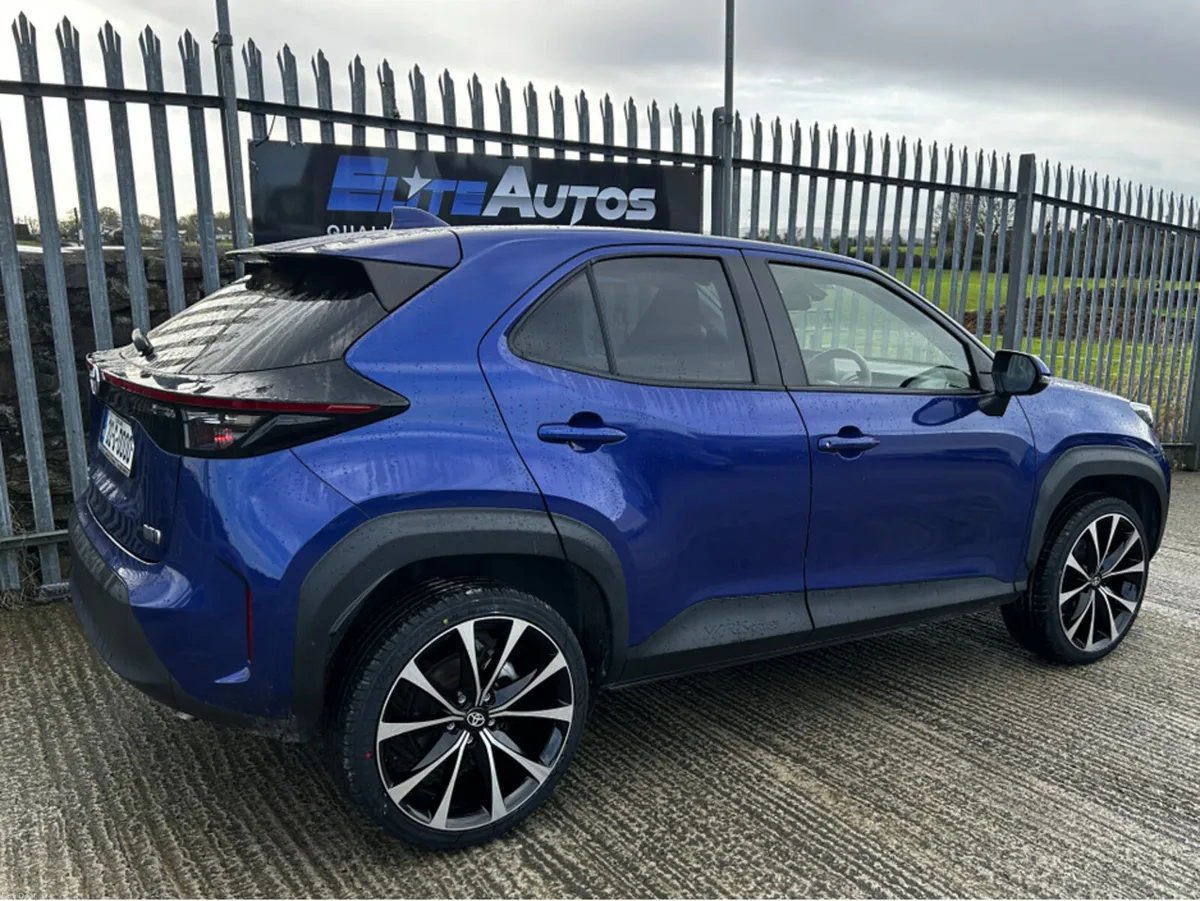 Toyota Yaris Cross Self Charging Hybrid - Image 6