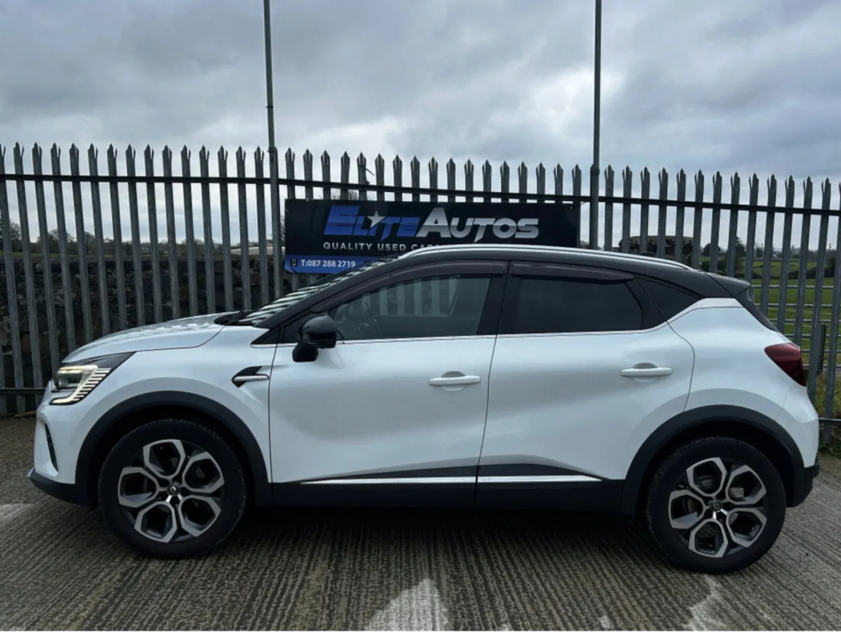 Renault Captur TCE Automatic 1.2 - Image 2