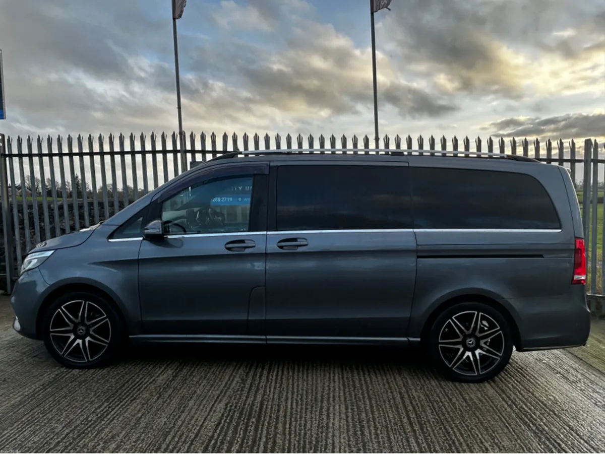 Mercedes-Benz V-Class V220 d Avantegarde LWB - Image 4