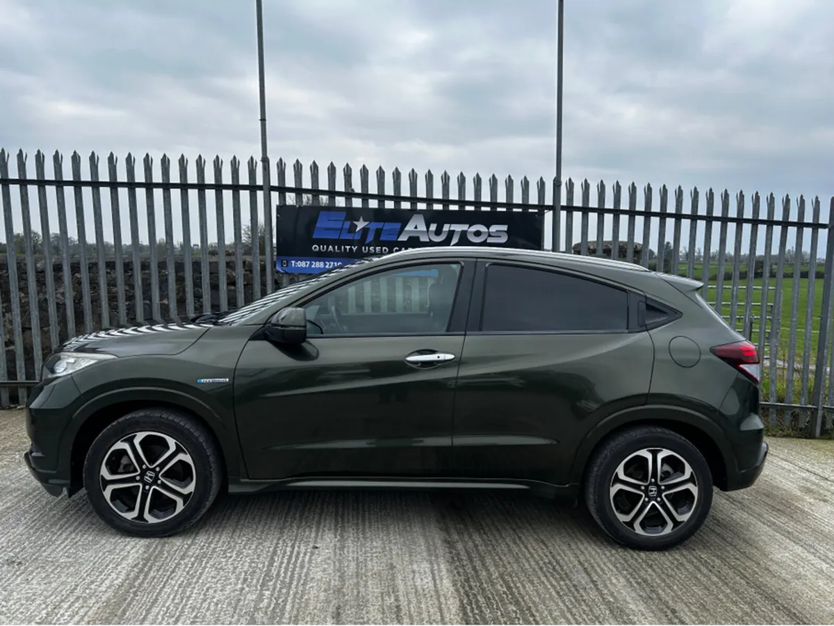 Honda Vezel Self Charging Hybrid - Image 3
