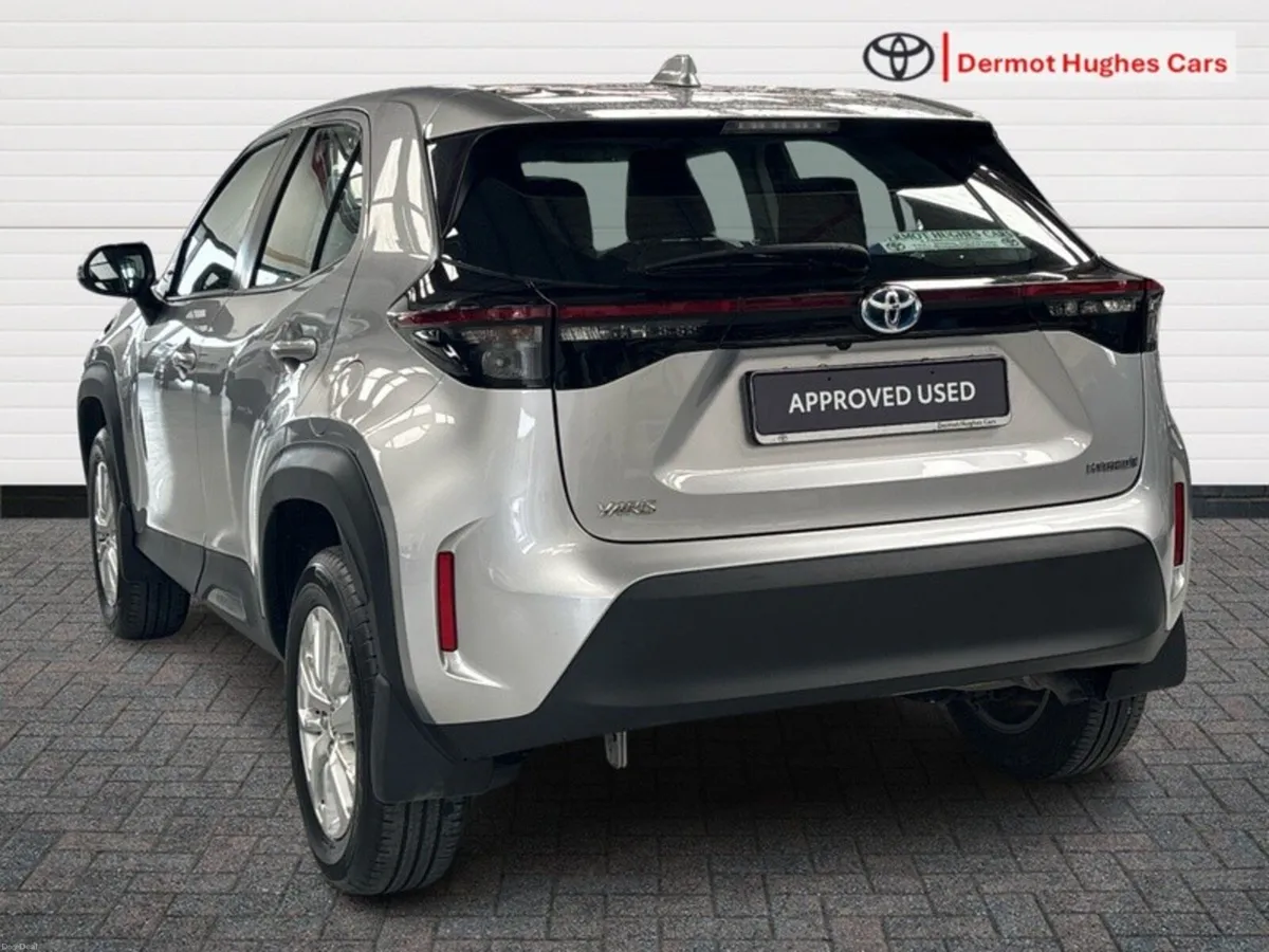 Toyota Yaris Cross LUNA 4DR AUTO HYBRID - Image 2