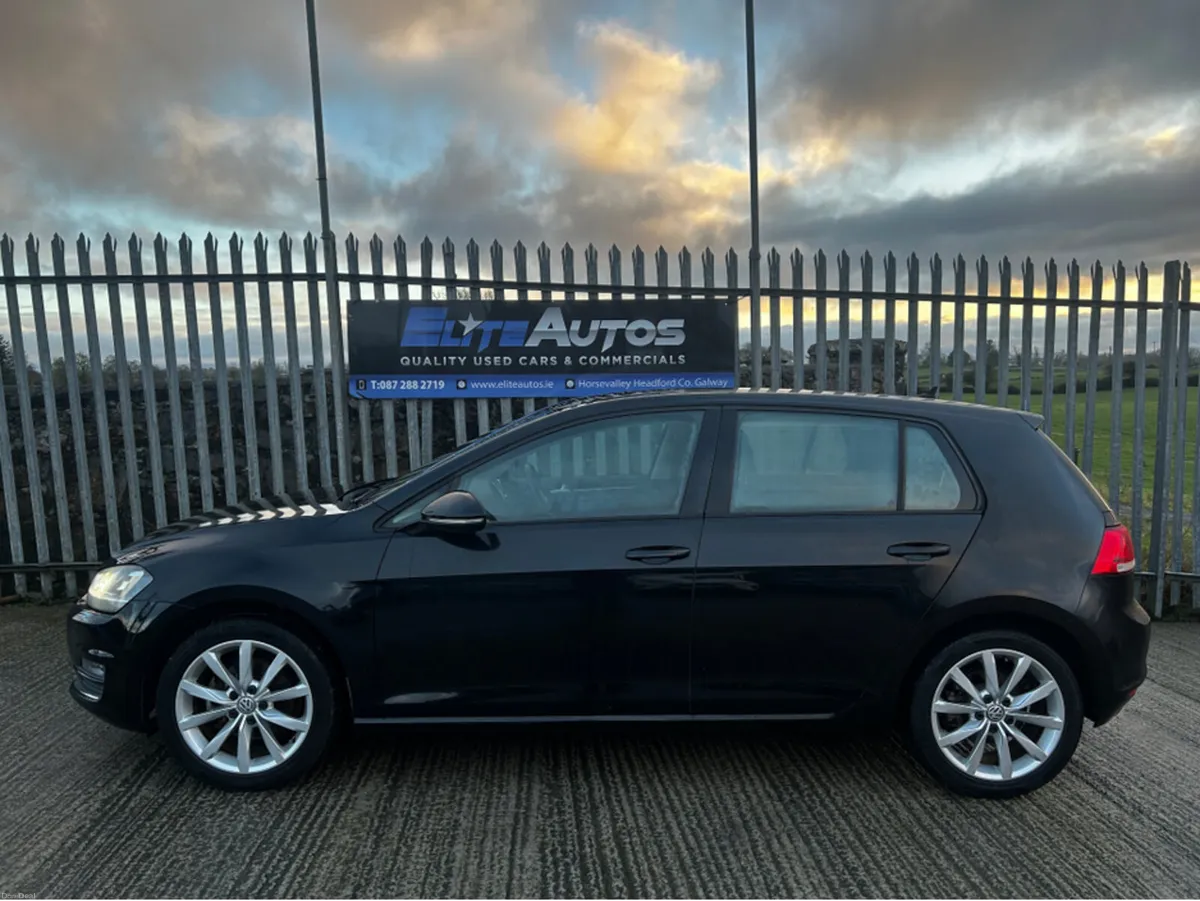 Volkswagen Golf HIGHLINE TSI DSG 1.4 - Image 3