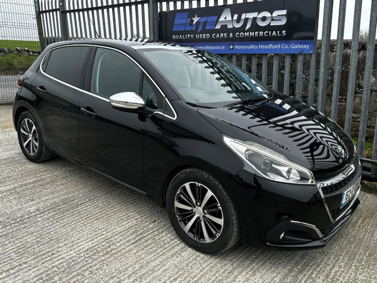 Peugeot 208 1.2 Petrol Pan Roof Automatic - Image 1