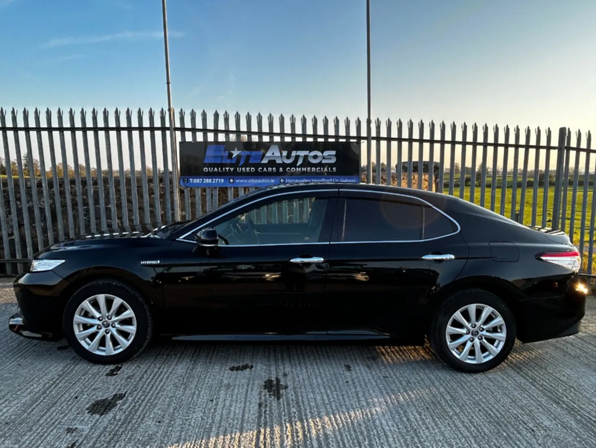 Toyota Camry G Pack Self Charging Hybrid 2.5 - Image 4