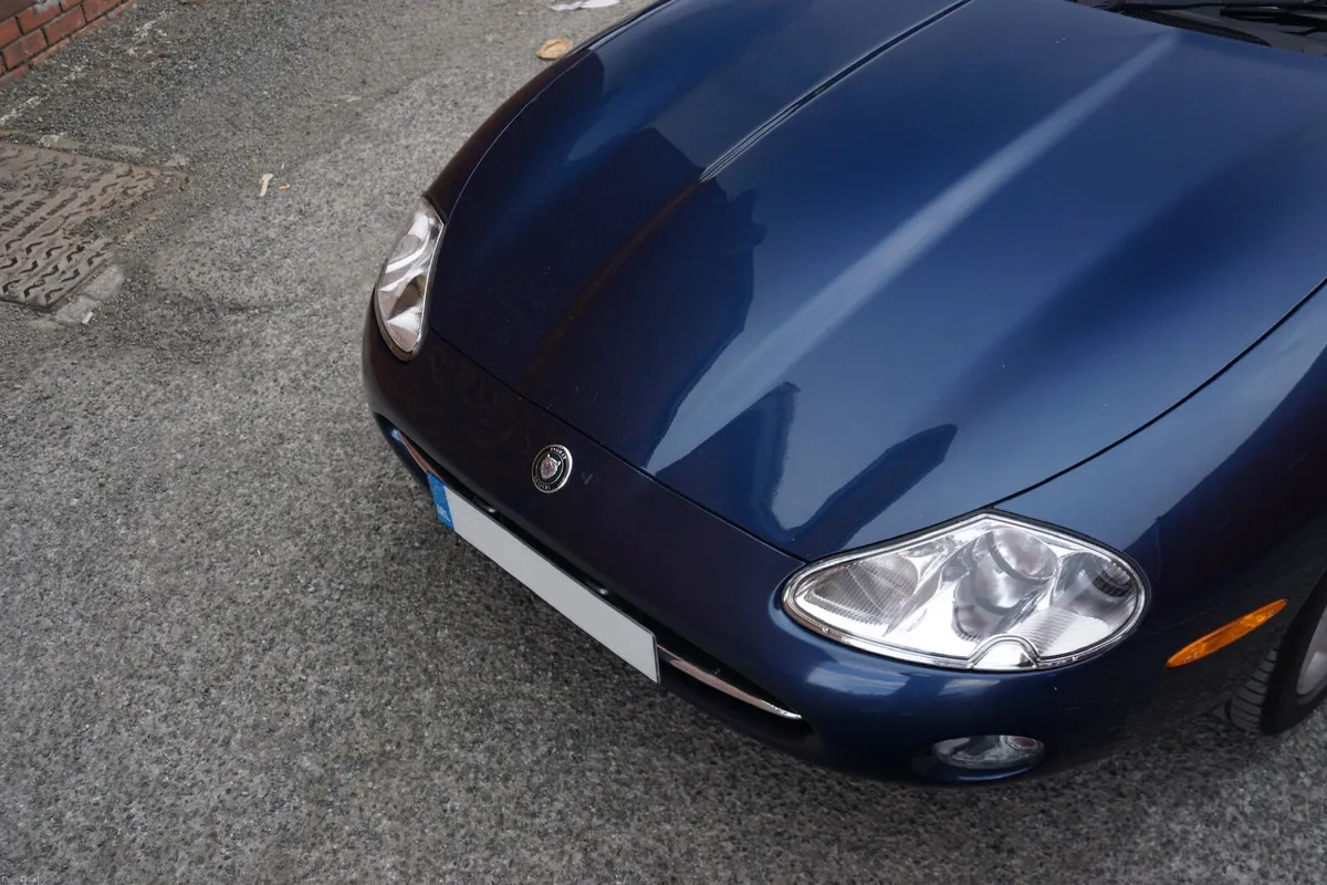 Jaguar XK8 *Low MLS* - Image 4