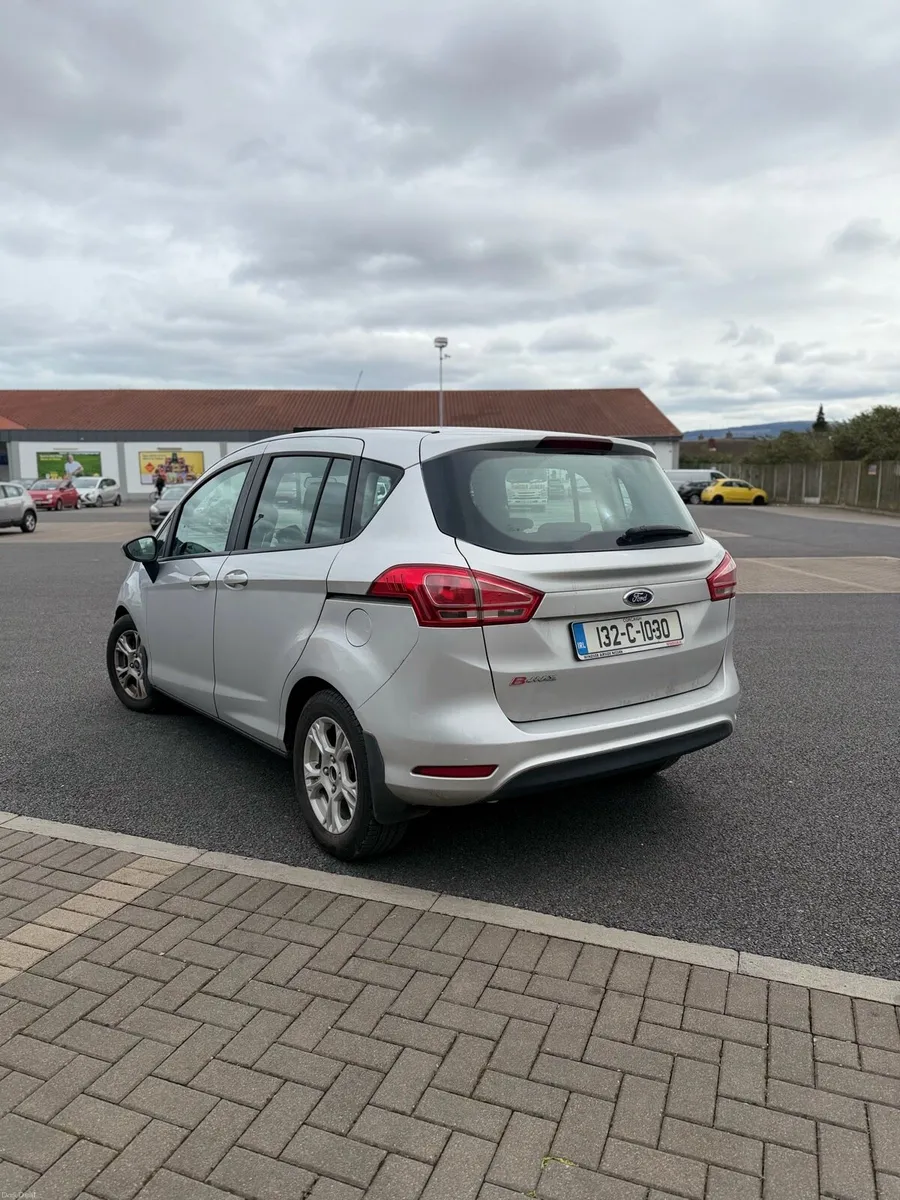 Ford B Max LOW MILEAGE! - Image 4