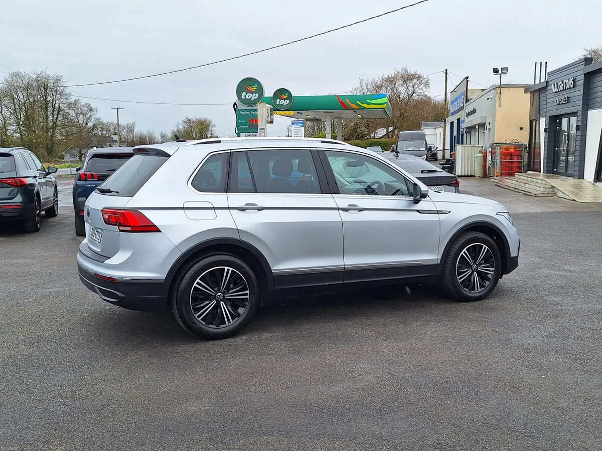 Tiguan 2.0 Tdi 150 Automatic *High Spec/Extras - Image 3
