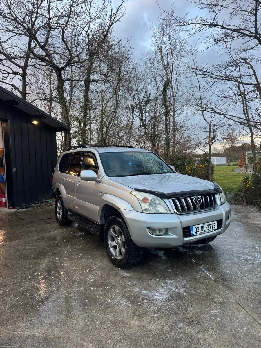 2003 Toyota Land Cruiser - Image 1