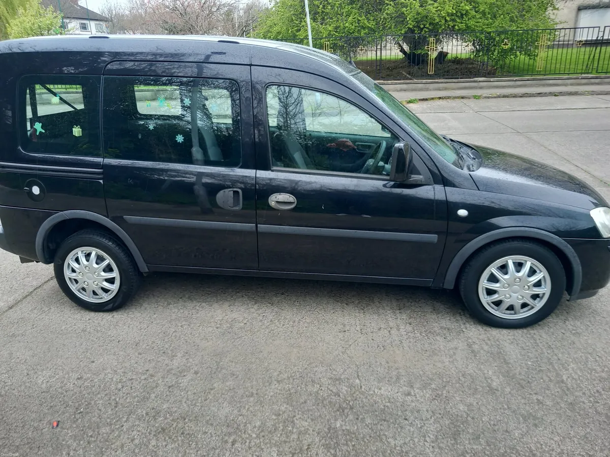 Wheelchair opel combi auto 67k miles - Image 1
