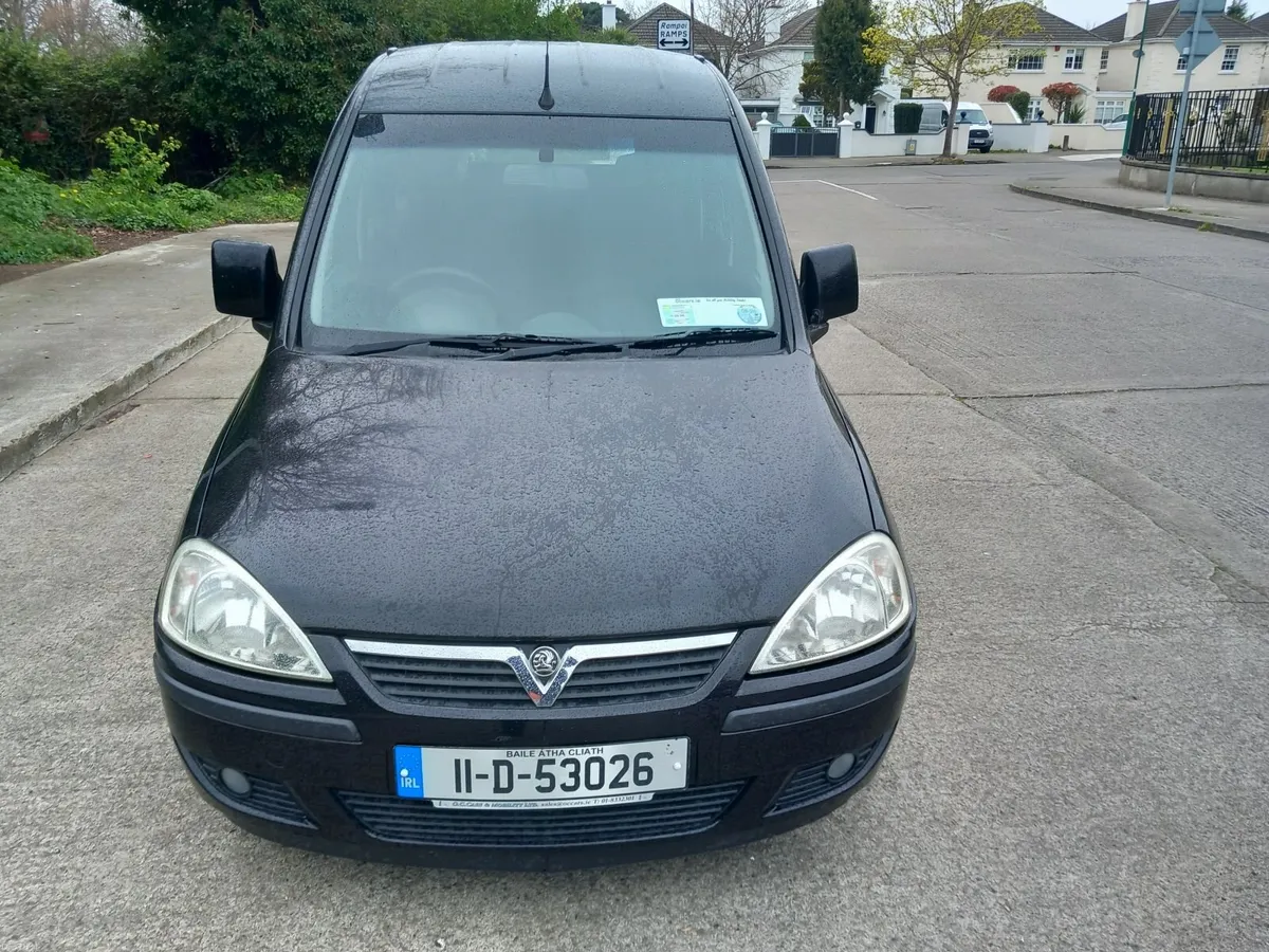 Wheelchair opel combi auto 67k miles - Image 4