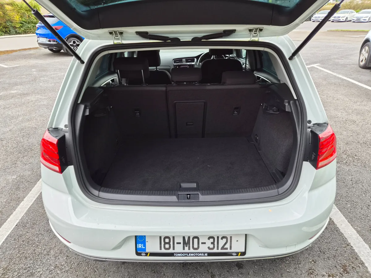 Volkswagen Golf 2018 1.2L Petrol Auotomatic - Image 4