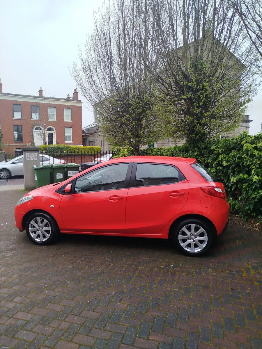 Mazda Mazda2 2011 - Image 4