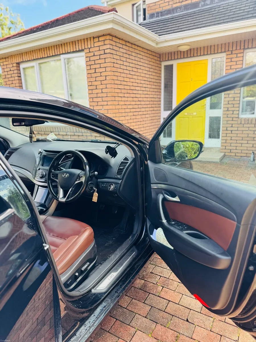 2014 Hyundai i40 - Image 1