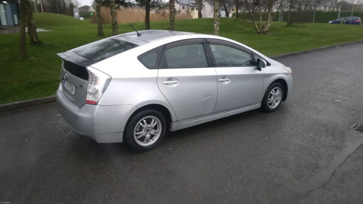 Toyota Prius. New NCT Test. Bargain. Read Full Ad. - Image 2