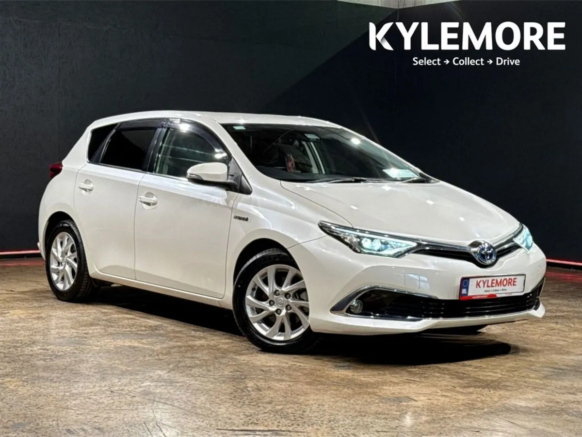 Toyota Auris HYBRID 1.8L AUTOMATIC - FACTORY ALLOY - Image 1