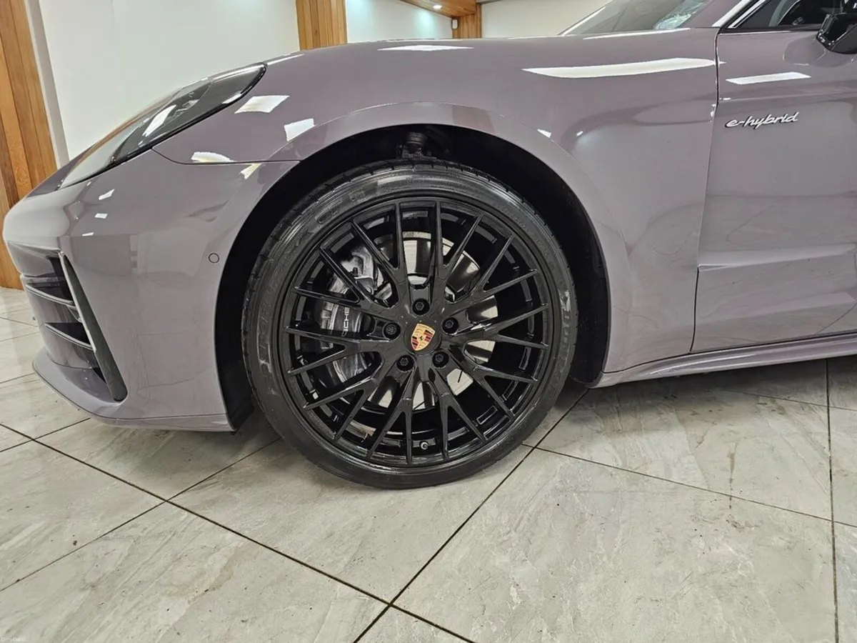Porsche Panamera PRICED TO SELL !! - Image 4