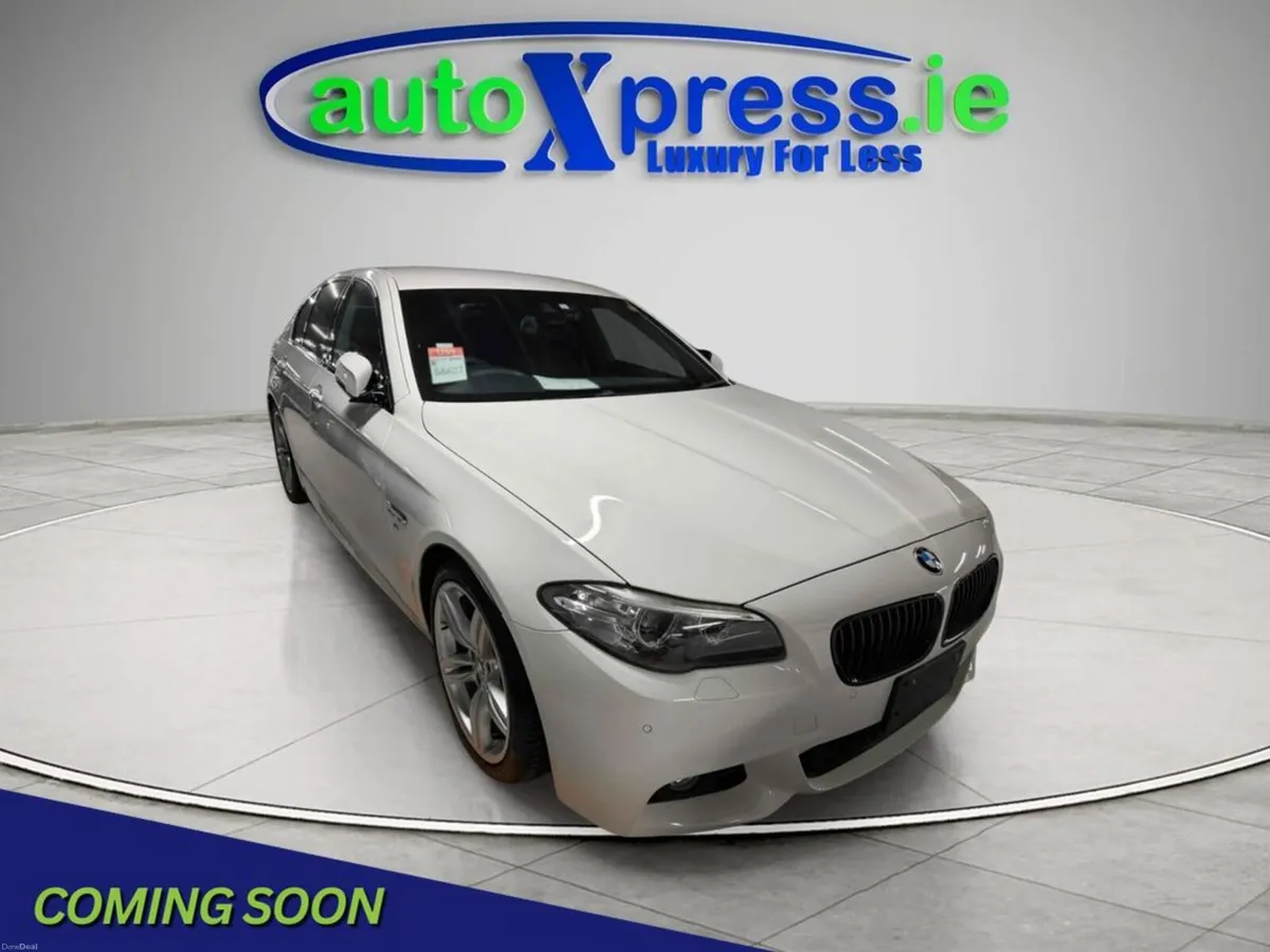 BMW 5-Series 523D M-SPORT Automatic, Reversing cam - Image 1