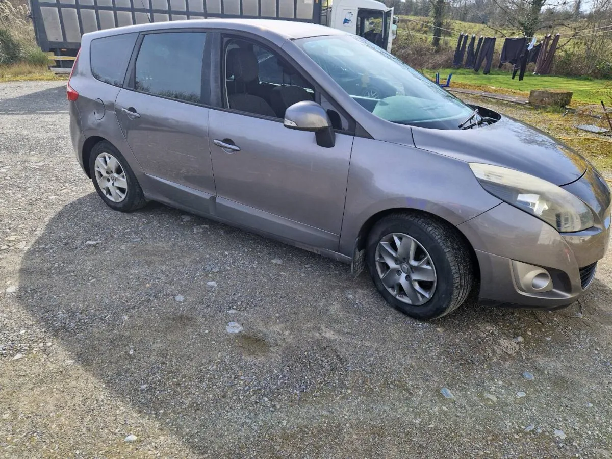 Renault grande scenic - Image 1