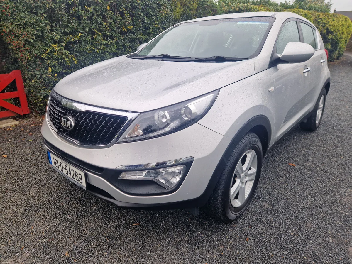 Kia Sportage PETROL 2016 - Image 2