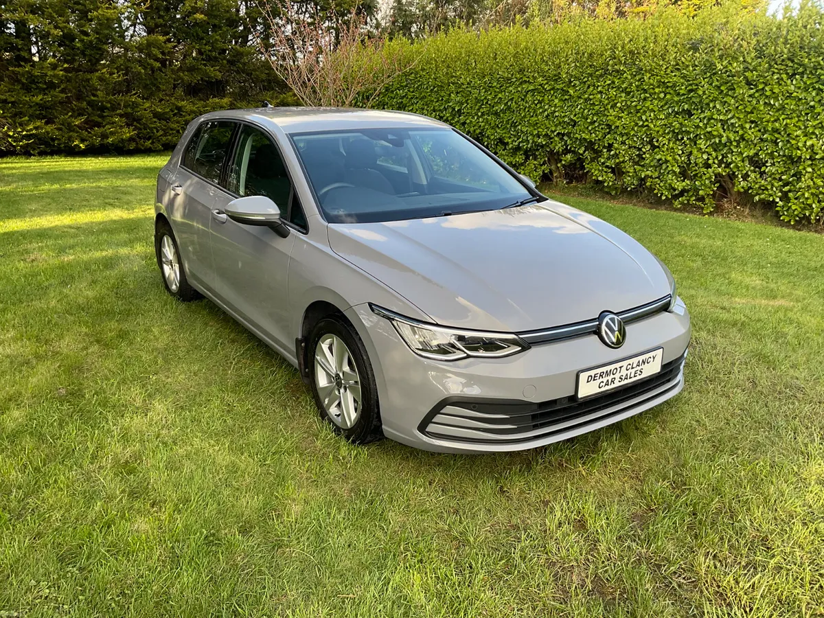 2022 Volkswagen Golf Life 1.5 TSI Petrol - Image 1