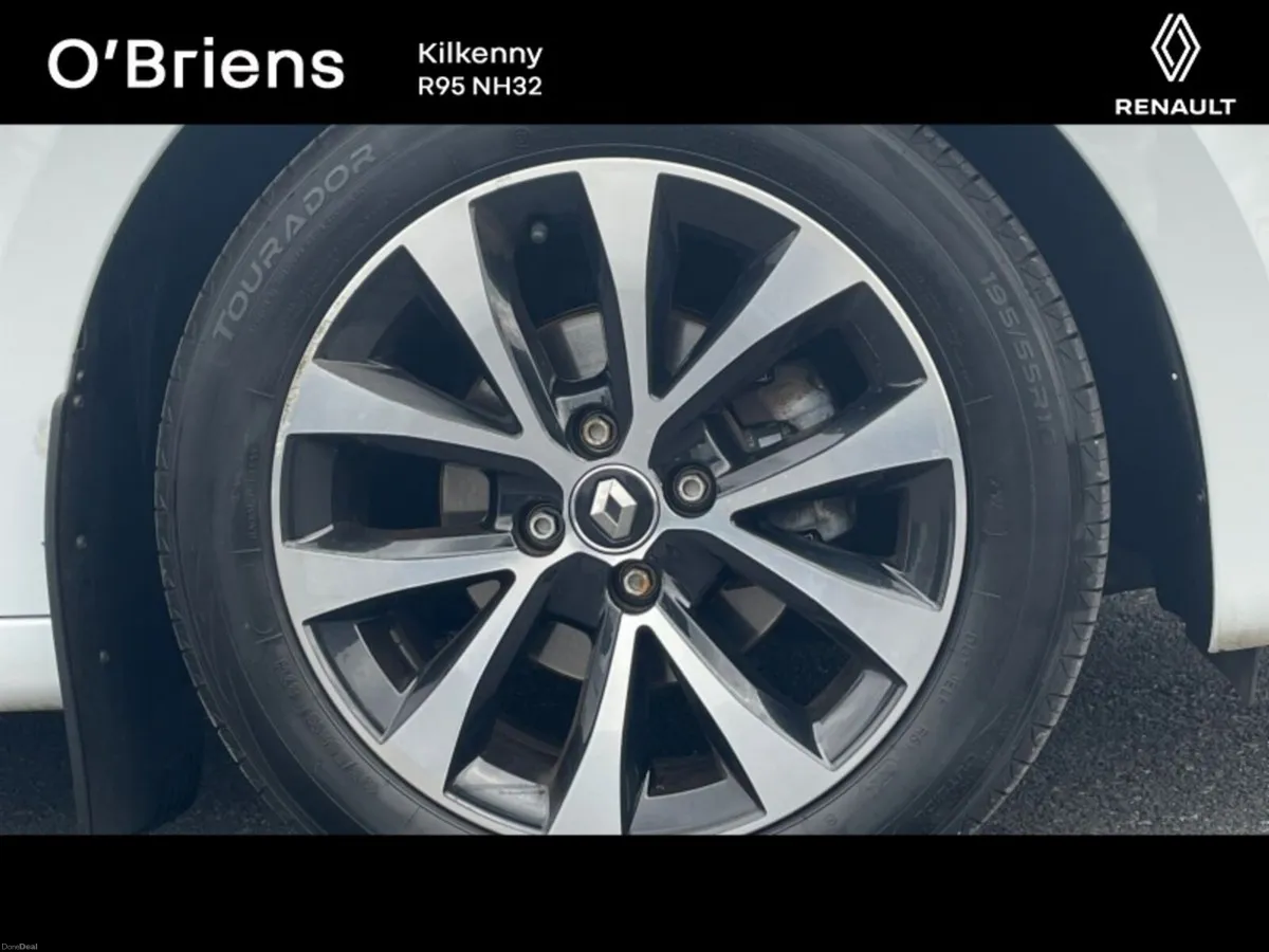 Renault Clio ICONIC 1.0 TCE 100 BHP 5DR *ONLY 38,8 - Image 3
