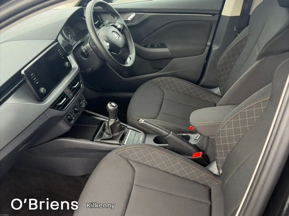 Skoda Kamiq AMBITION 1.0 TSI 110 BHP 5DR *1 OWNER - Image 4