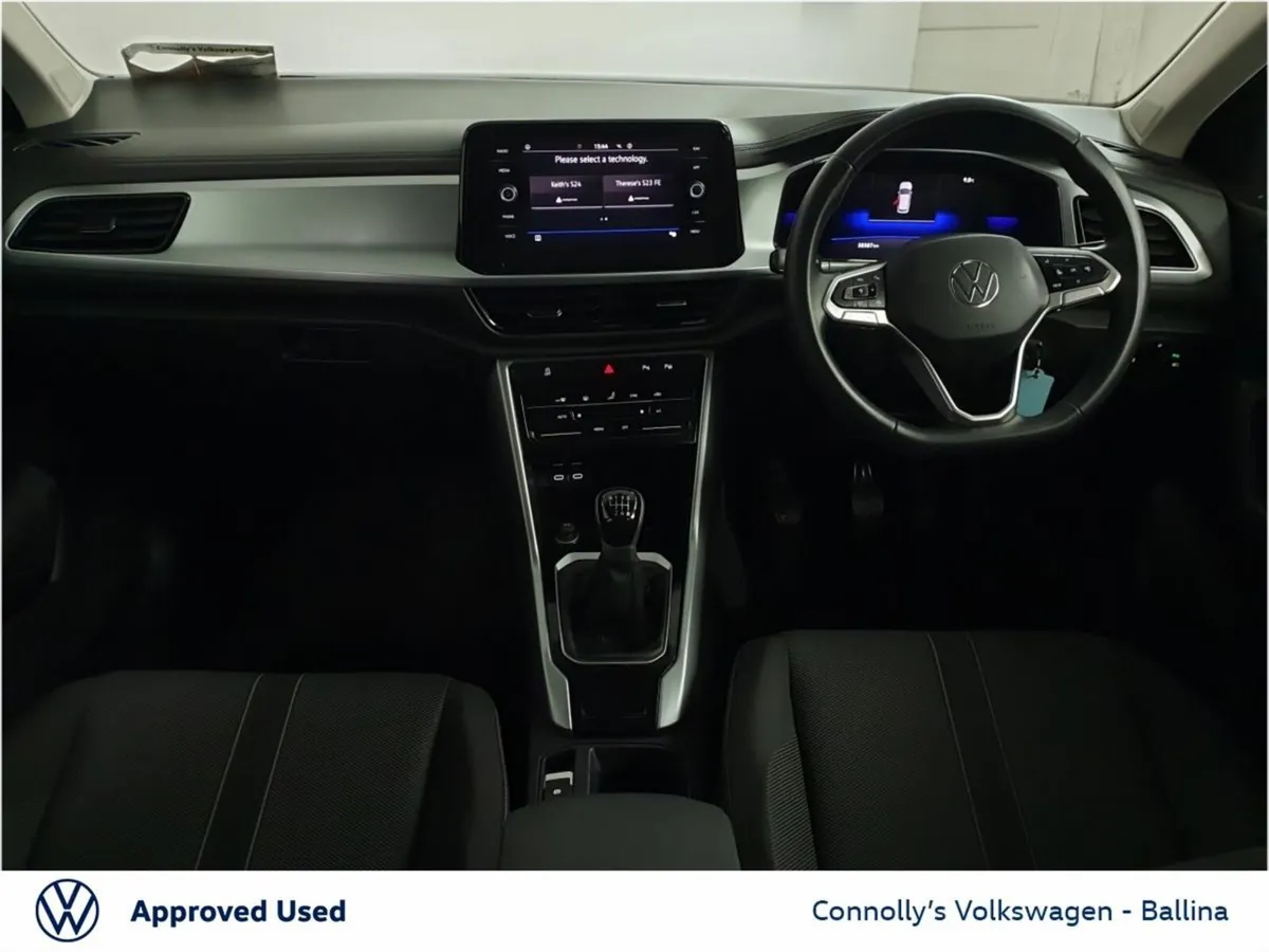 Volkswagen T-Roc LIFE | 2.0 Diesal Engine | Huge S - Image 4