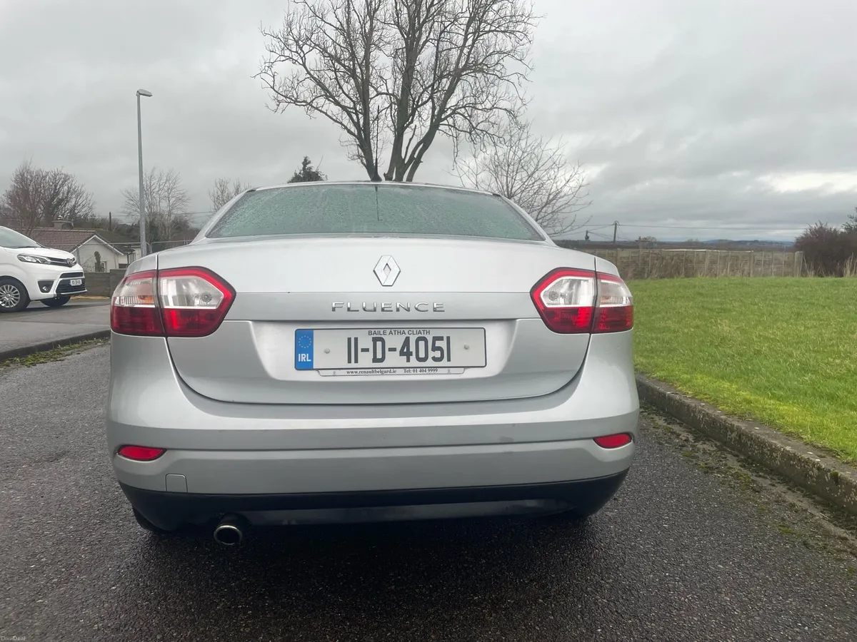 Renault Fluence LOW KMS - Image 3