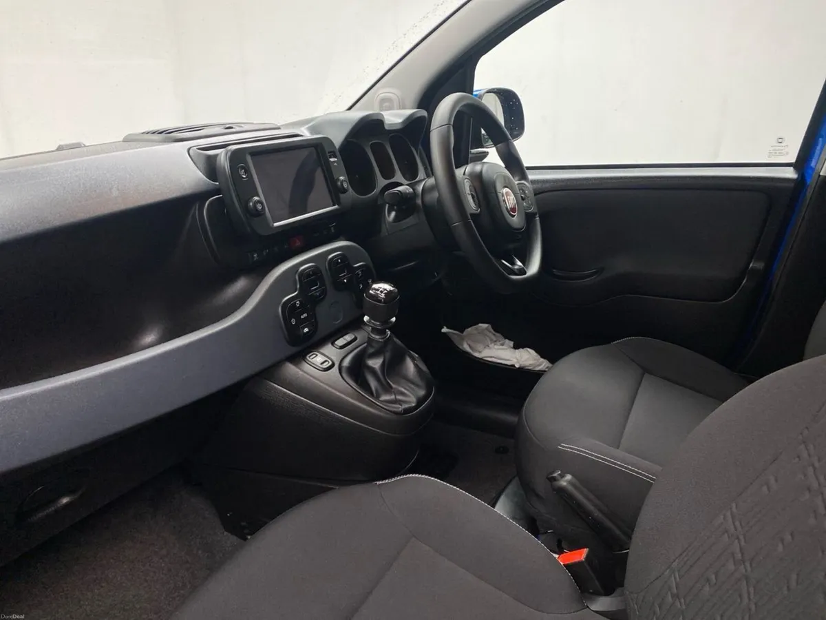 Fiat Panda Panda Cross 1.0 70 HP 5 Seat - Image 3