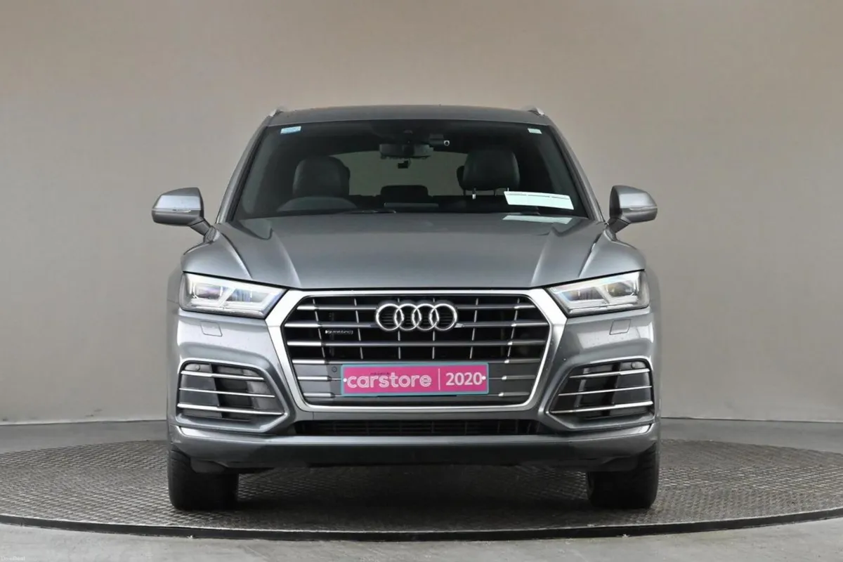 Audi Q5 2.0 50 TFSI S LINE **HALF LEATHER**DASH/RE - Image 2