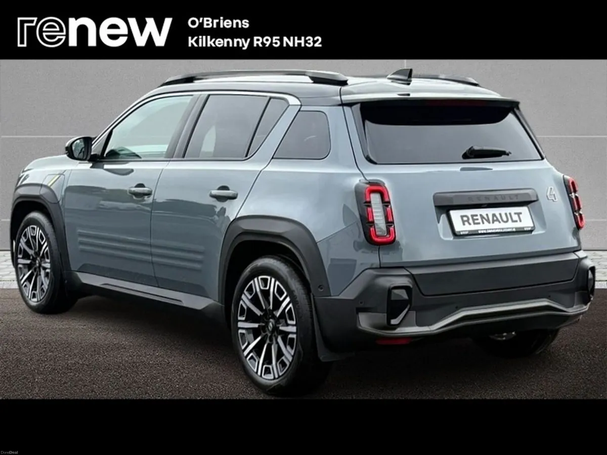 Renault 4 E-TECH ICONIC 52KW 150 BHP AUTO 5DR *IN - Image 3