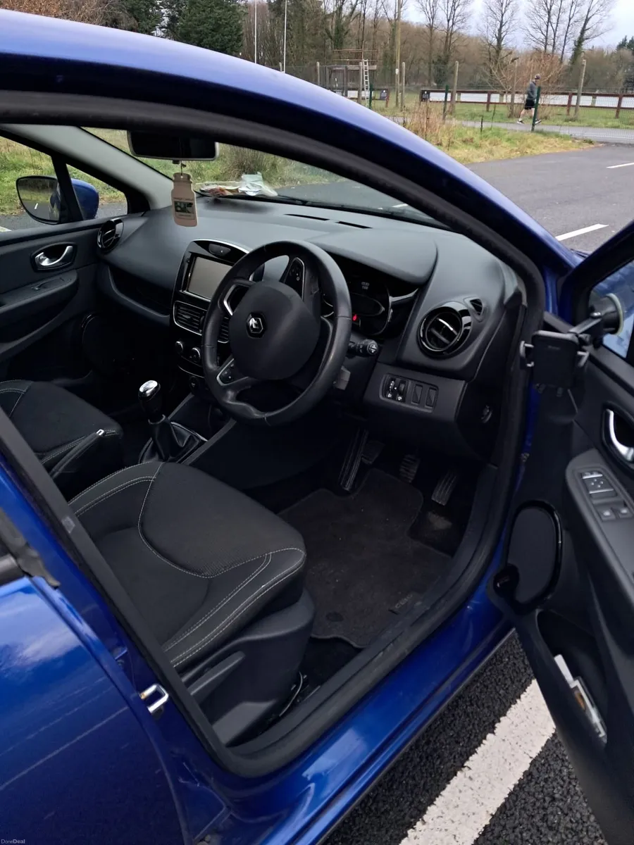 Renault Clio 2017 - Image 3