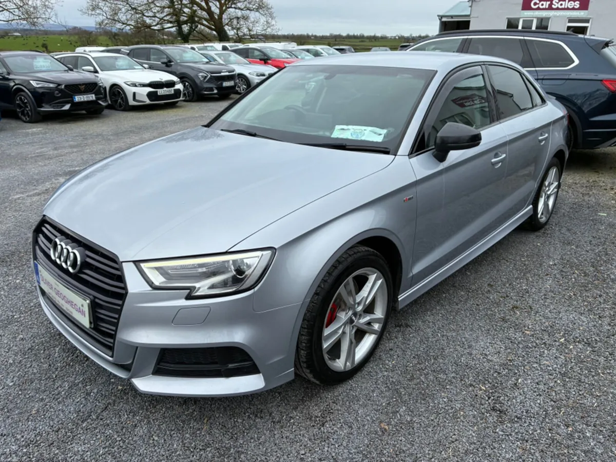 Audi A3 SALOON 1.6 TDI SE (S LINE STYLING PACK) - Image 4
