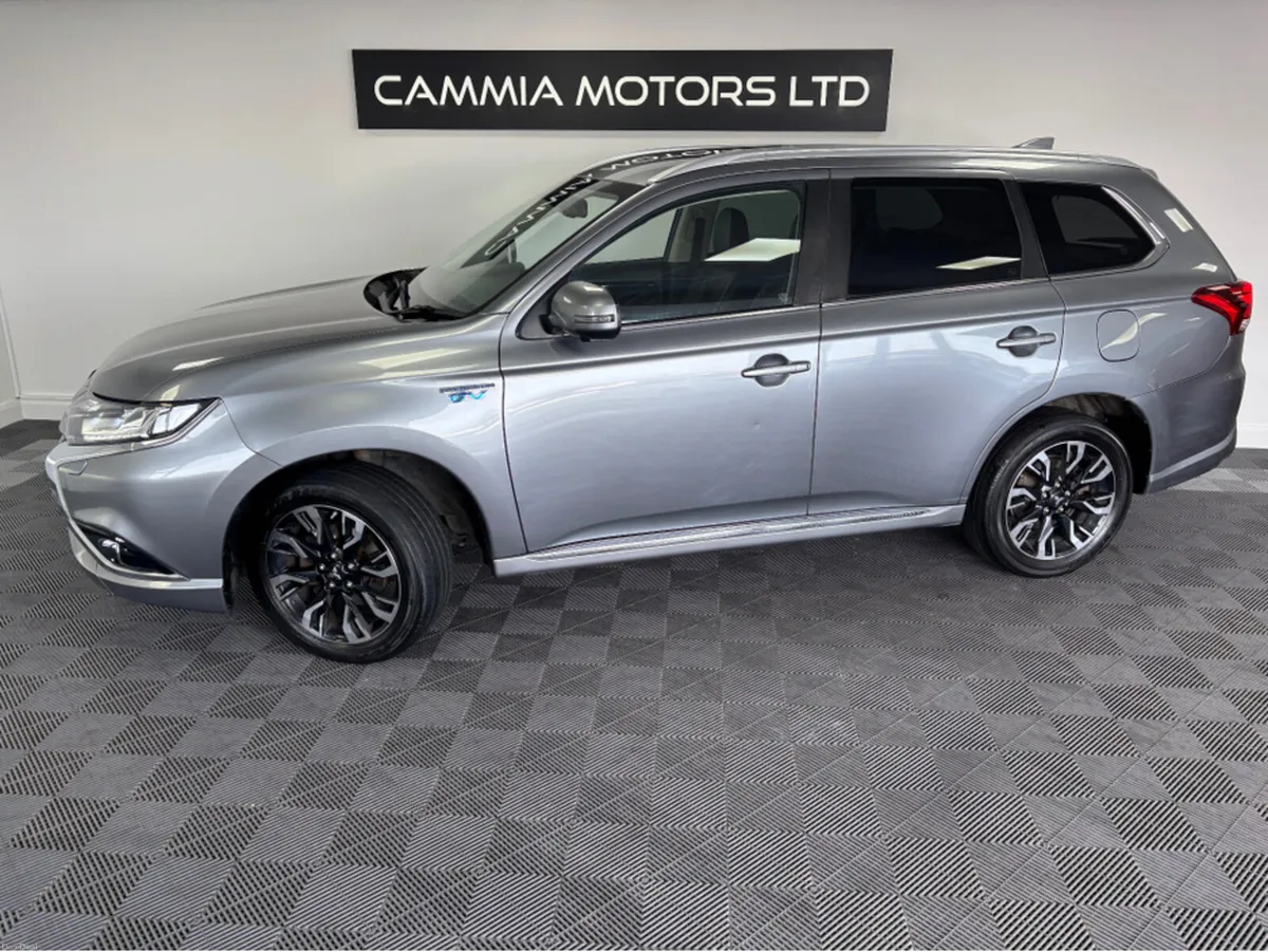 Mitsubishi Outlander 2.0 4H PHEV 200BHP 5 5DR AUTO - Image 2