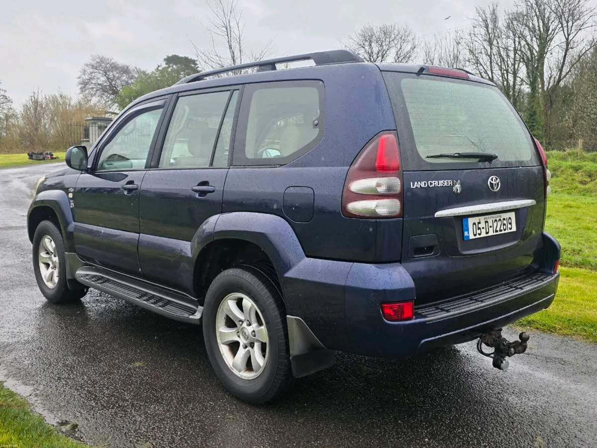 2005 TOYOTA LANDCRUISER 3.0 D-4D LC4  AUTO 8 SEAT - Image 4
