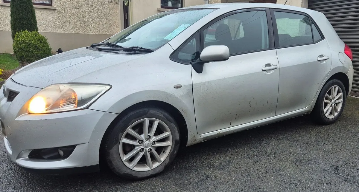 Toyota Auris 2009 - Image 3
