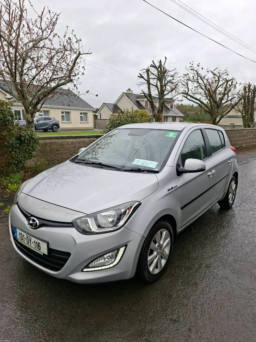 Hyundai i20 2013 - Image 2