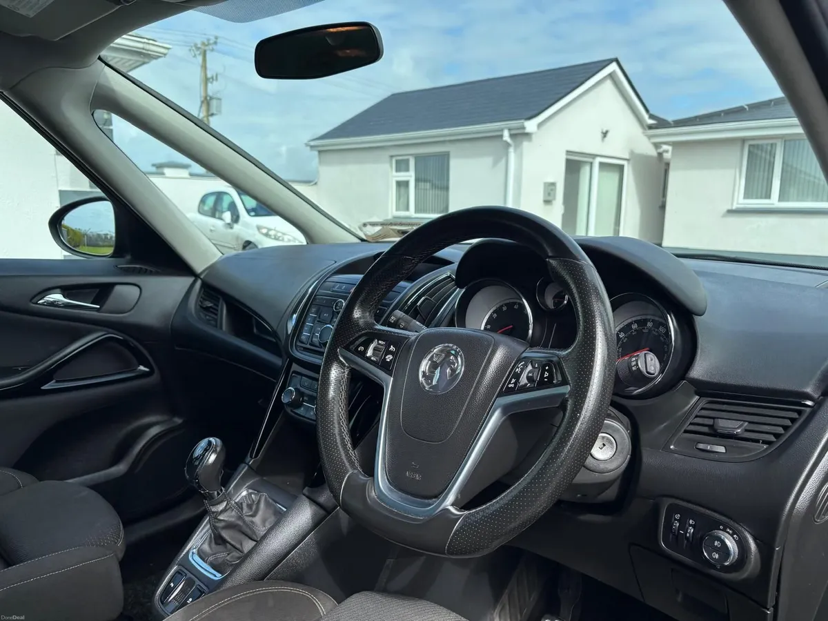 Vauxhall Zafira 2015 7 seater - Image 4