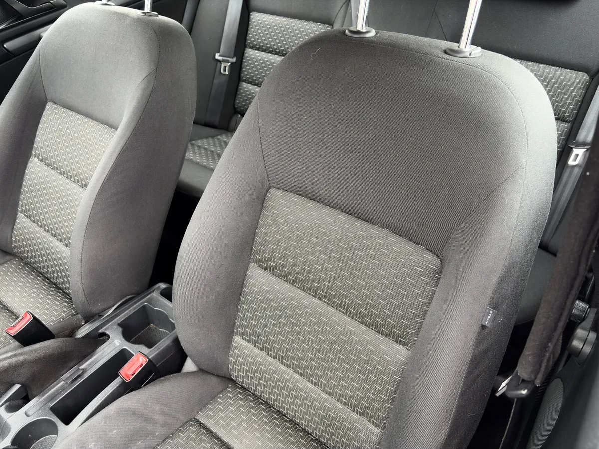 Skoda Octavia 2010 1.2 Petrol new nct 3/27 low km - Image 4