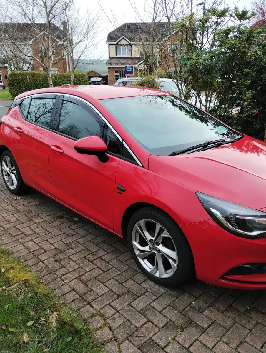 Vauxhall Astra 2016 - Image 2